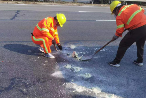 聊城公路下沉注浆加固